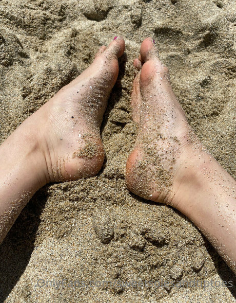 sweetsolesandtiptoes エロティックモデル 画像