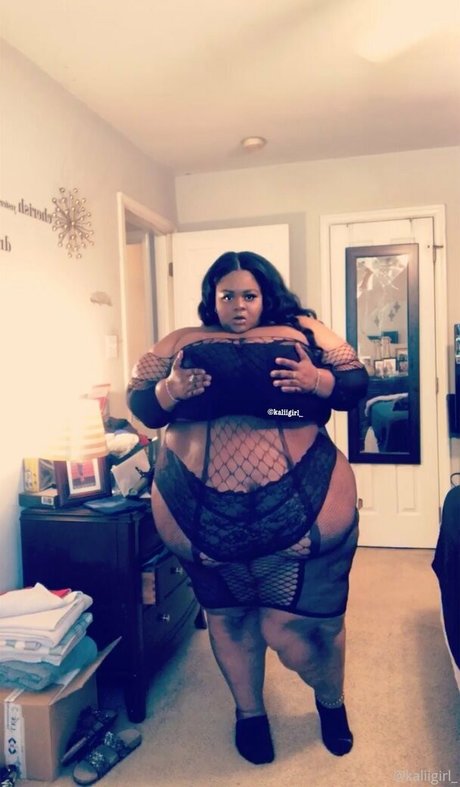 bigbabii アート女優 画像