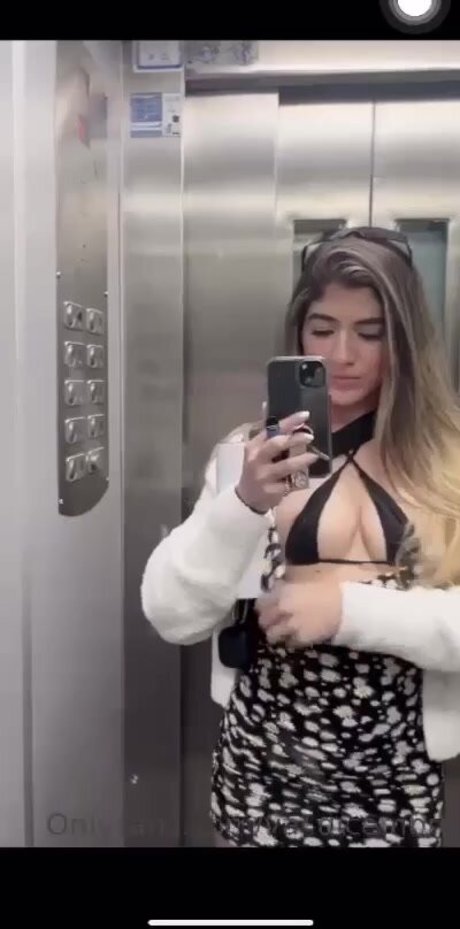 Val dicembre ヌード女優 画像