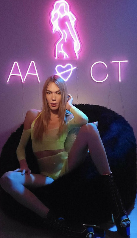tscrystalxxx ポルノスター ヌード 画像