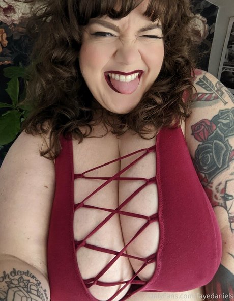 fayedaniels セクシーモデル 写真