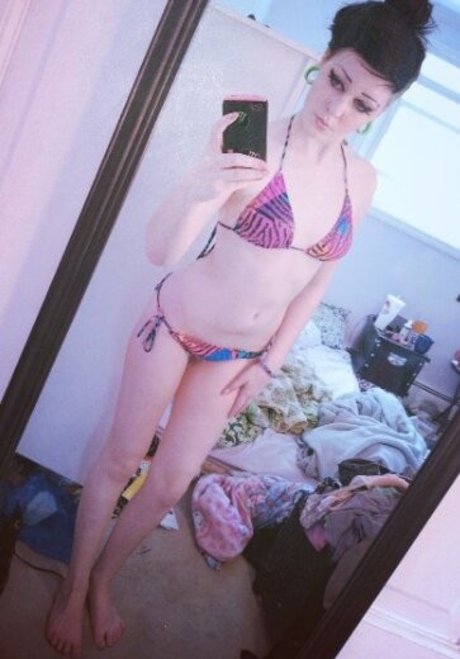 bitchwthwifi 独占女優 写真