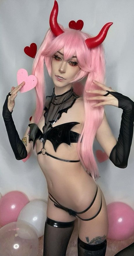 Putrid ホット女優 写真