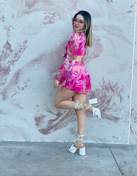 amevs098 ポルノ女優 画像