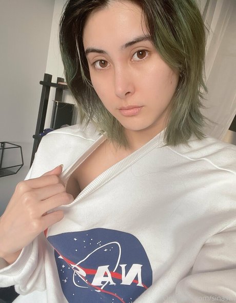 Sinastri ポルノスター 写真