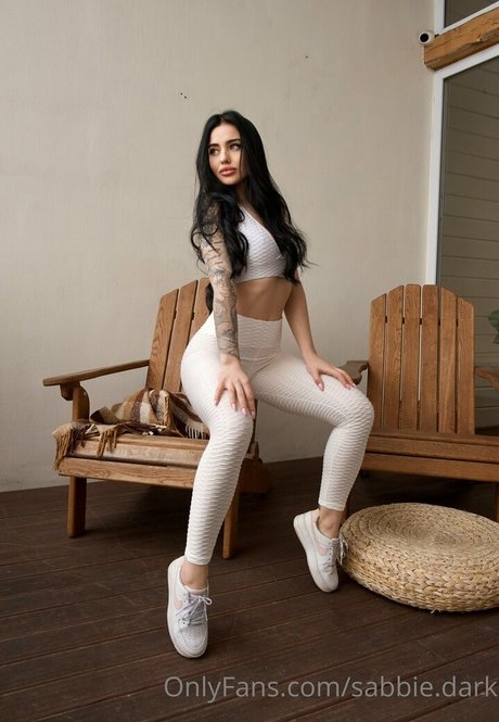 sabbie dark 美しいモデル 写真