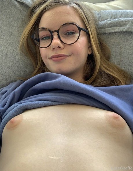 巨乳義母OnlyFans セクシーxxx 写真