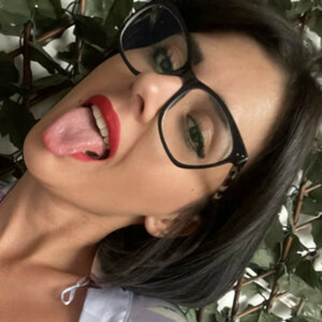 Altieri emma ヌード女優 写真