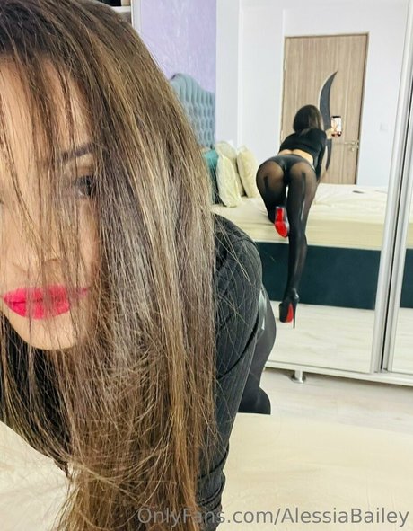 Alessiabailey xxxポルノスター 画像