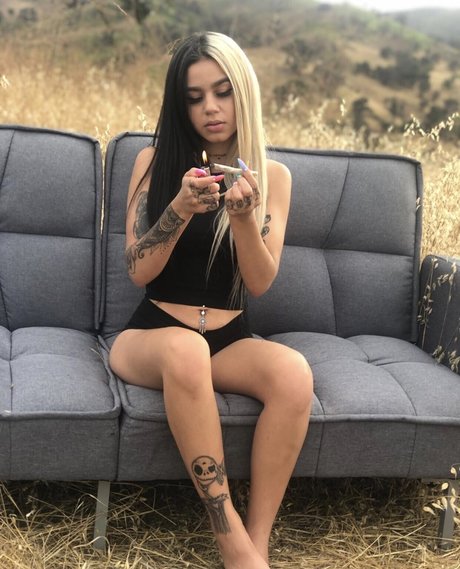 Lil Keyu トップ女優 画像