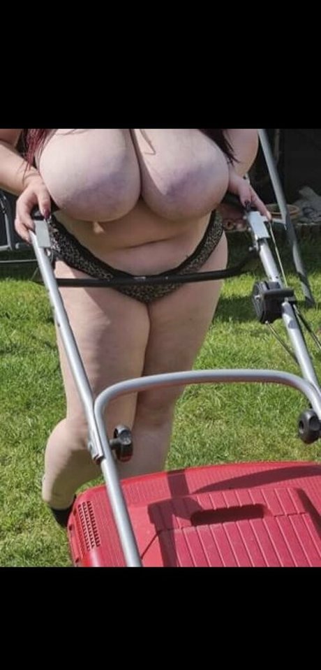 Gigantits ヌード女優 画像