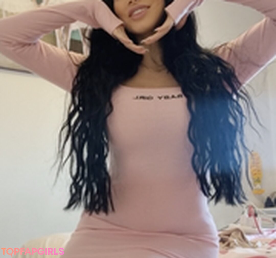 Clea Gaultier ポルノスター ヌード 写真