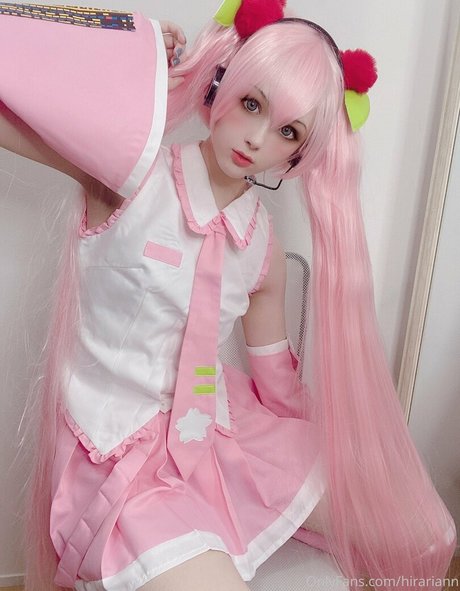 Hirariann セクシーなスター 写真