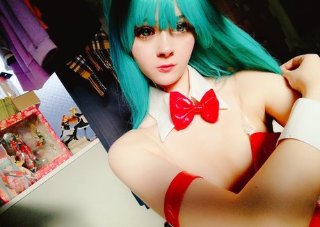 Hirariann セクシーなポルノスター 写真