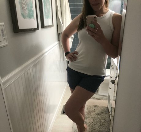 Emily Sequoia エロティックなスター 写真