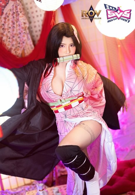 Donutty Siraporn トップ女優 写真
