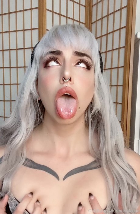 moon faae 独占女優 画像