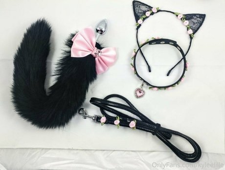 Kyleelille ヌードモデル 写真