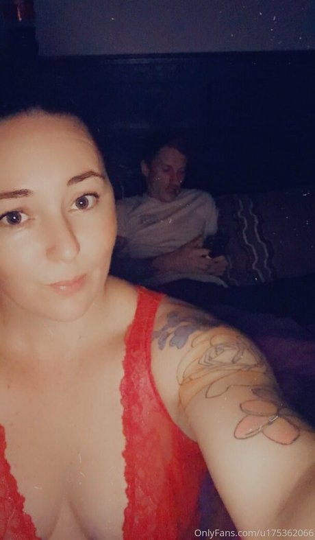 ashleighbitch 美しいスター 写真