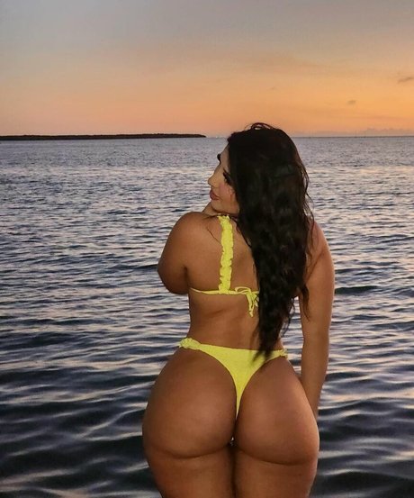 Thicklilmama ヌードのポルノスター 画像