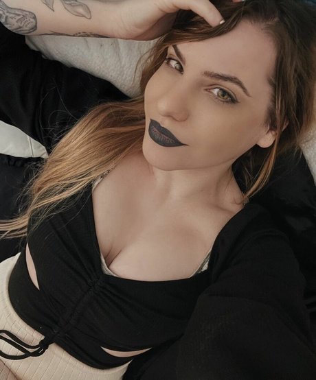 Sara Secora ヌードのポルノスター 写真