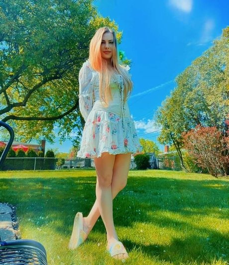 Sara Secora ポルノスター 素敵 画像