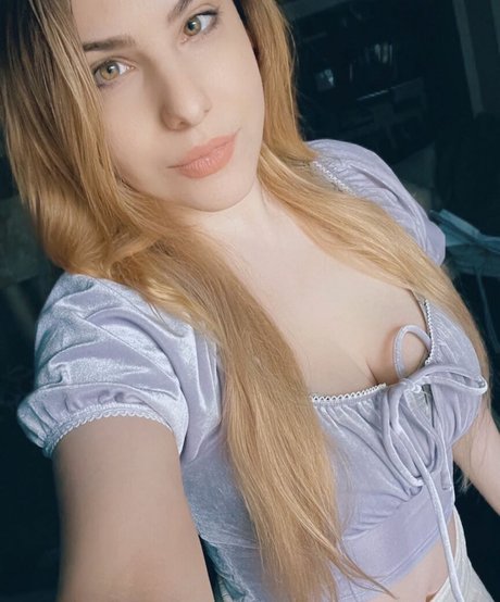 Sara Secora トップモデル 写真