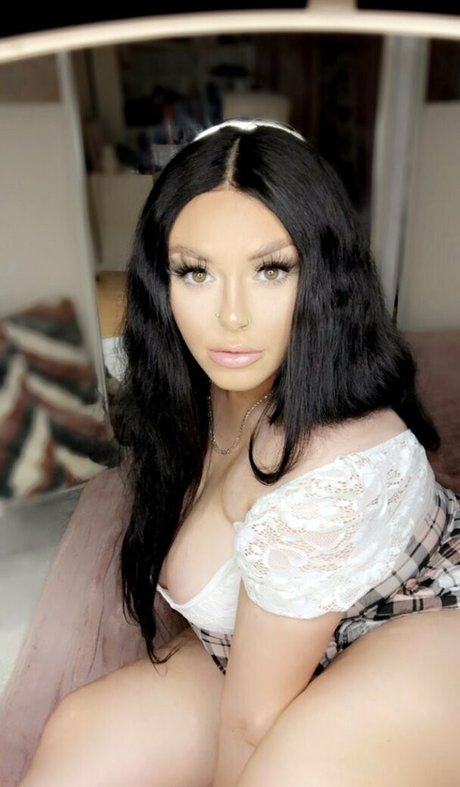 antoniagrahamx アダルトモデル 画像