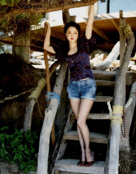 Devon Aoki ヌードスター ギャラリー