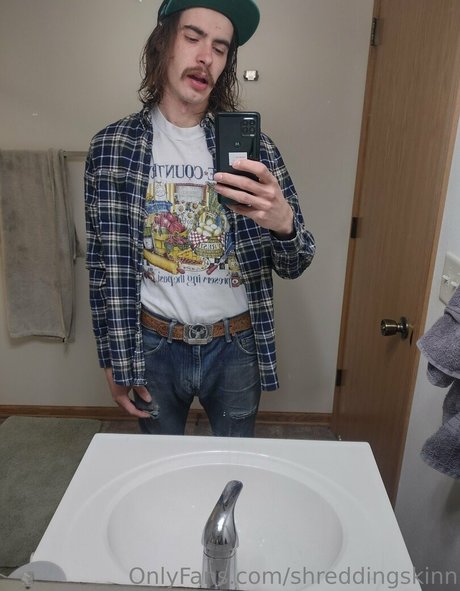 shreddingskinn XXXモデル 画像