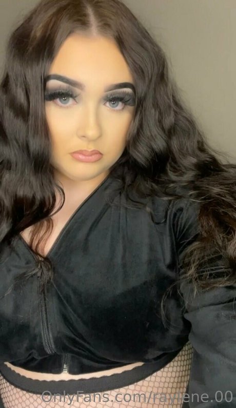 raylene 00 profile image