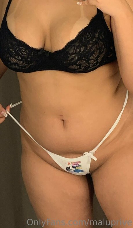 maluprive 美しいポルノスター 写真