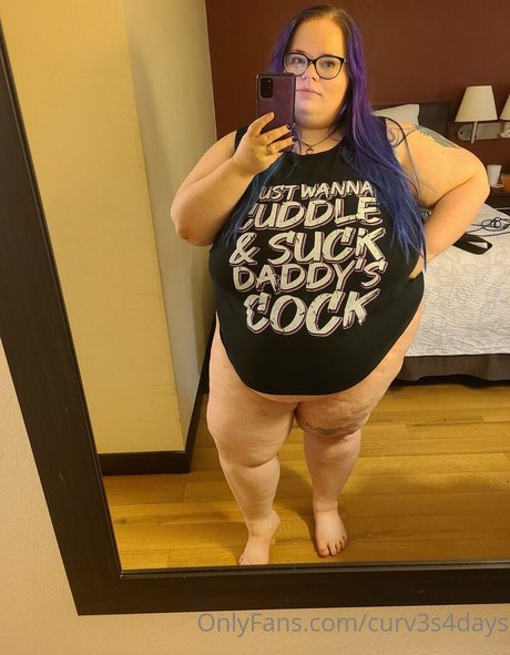 curv3s4days 独占ポルノスター 写真