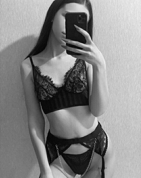 amelia vandes セックスモデル 写真