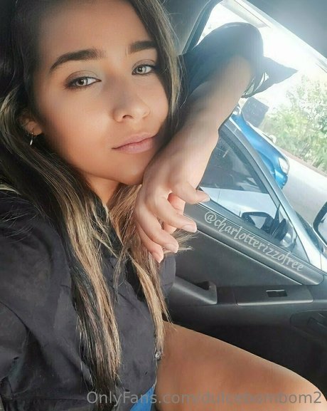 dulcebombom2 独占女優 写真