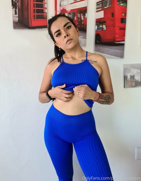 ディスコード トランス OnlyFans 無料 写真