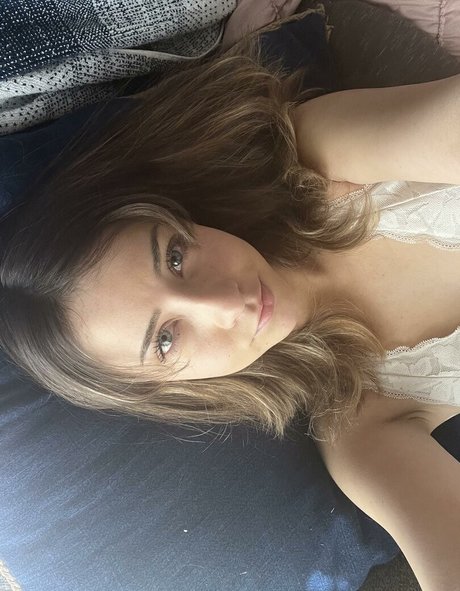 Kelsey Grzybowski 無料のスター 写真