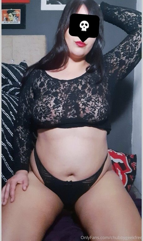 curvygeekfree スター ヌード ギャラリー
