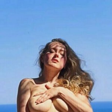evasindlerova 高品質モデル 写真