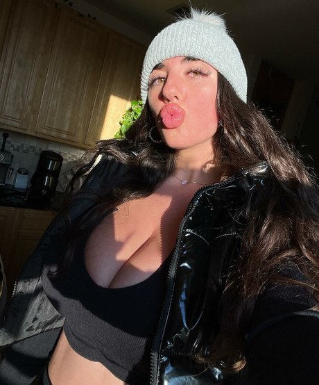 Jackie Byrne 独占女優 写真