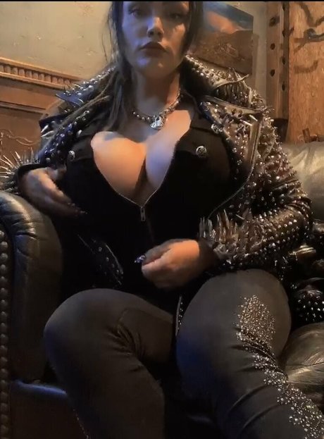 nataliakovalevafbb ポルノモデル 写真