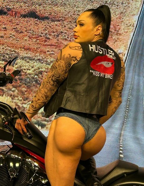 nataliakovalevafbb 最高のスター 写真