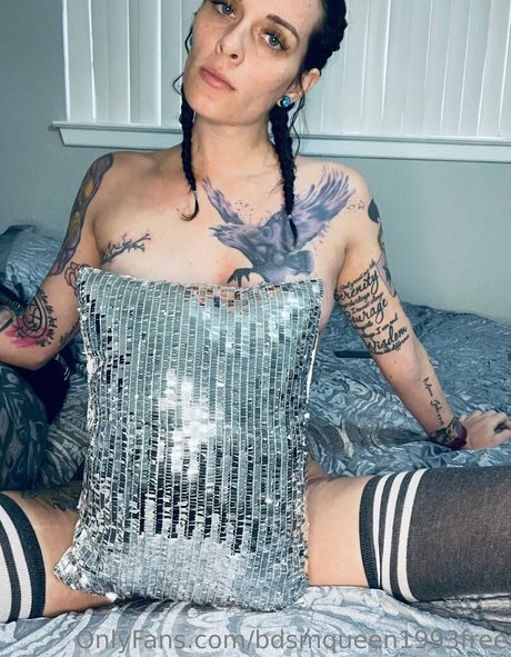 bdsmqueen1993free ポルノスター ヌード 写真