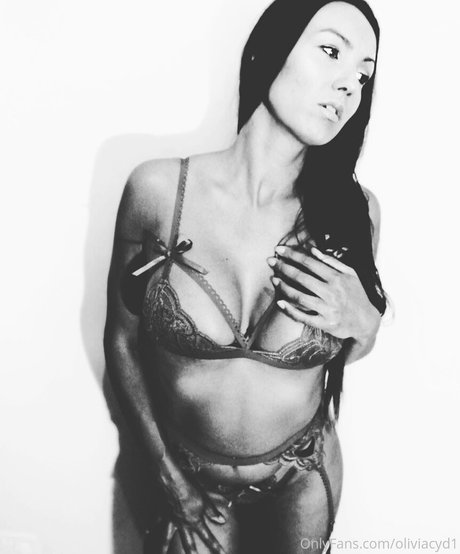oliviacyd1 ホットなモデル 写真