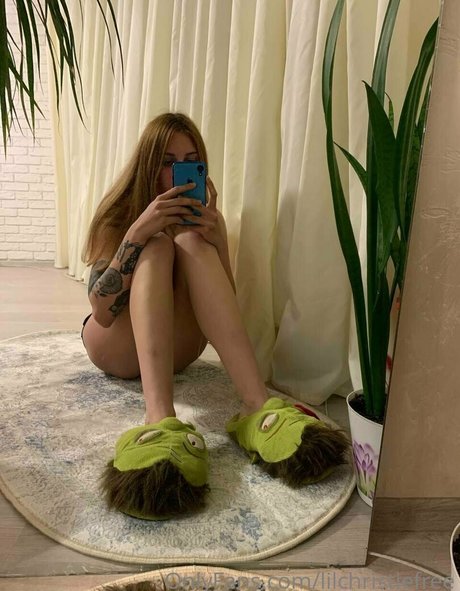 nanaklertits 美しいポルノスター 写真