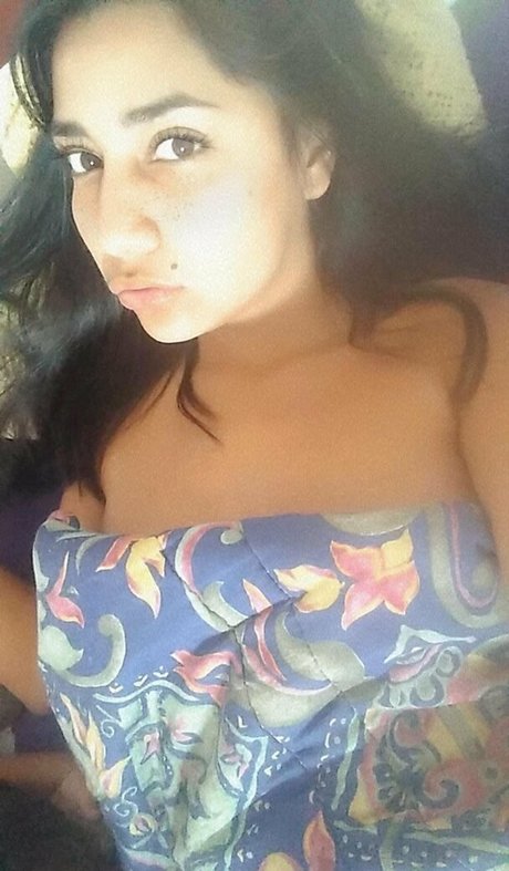 gggloria ヌード女優 画像