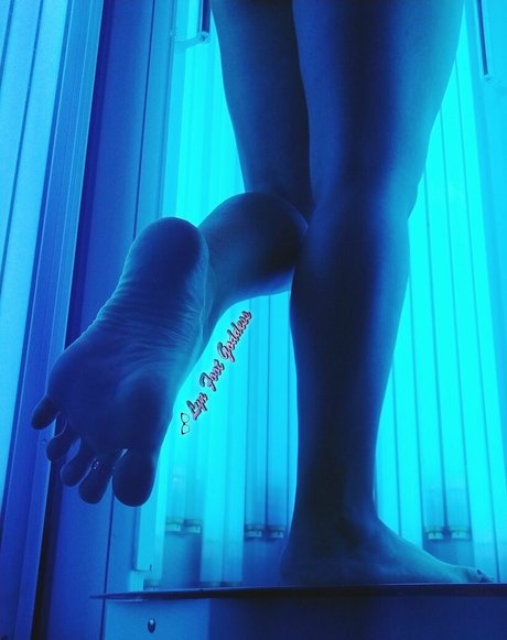 lynfootgoddess ポルノスター 画像