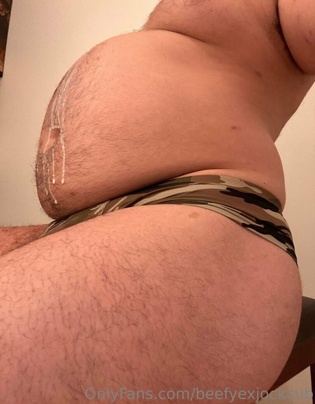 beefyexjockcub アダルトスター ギャラリー