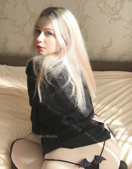 ikkedin ヌード女優 写真