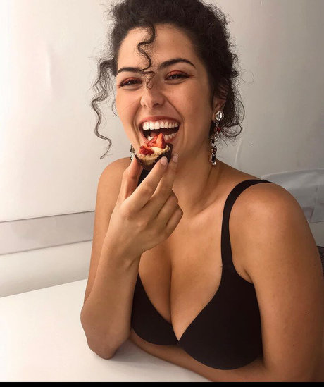 Fabiana Pastorino アートポルノスター 画像